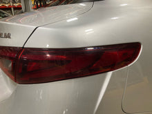 Load image into Gallery viewer, OUTER TAIL LIGHT LAMP 2017 17 Right - NW700189
