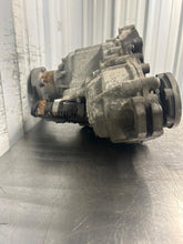 Load image into Gallery viewer, TRANSFER CASE 2017 17 - NW700096
