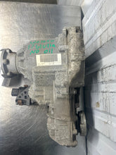 Load image into Gallery viewer, TRANSFER CASE 2017 17 - NW700096
