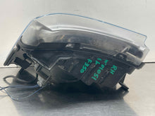 Load image into Gallery viewer, HEADLIGHT LAMP ASSEMBLY F250SD Pickup F350SD Pickup 11-16 Right - NW700130
