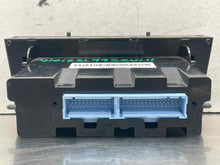 Load image into Gallery viewer, Temperature Controls Cadillac Seville 1999 - NW700905

