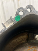Load image into Gallery viewer, [INVENTORYCAR_YEAR_MAKE_MODEL] TRANSMISSION 4X4 - NW701461
