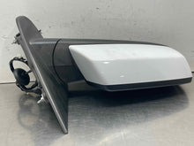 Load image into Gallery viewer, [INVENTORYCAR_YEAR_MAKE_MODEL] SIDE VIEW DOOR MIRROR Right - NW700997
