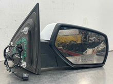 Load image into Gallery viewer, [INVENTORYCAR_YEAR_MAKE_MODEL] SIDE VIEW DOOR MIRROR Right - NW700997
