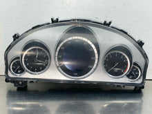 Load image into Gallery viewer, SPEEDOMETER CLUSTER E300 E350 E400 E550 E63 2013 13 - NW702700
