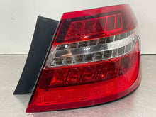 Load image into Gallery viewer, OUTER TAIL LIGHT LAMP E300 E350 E400 E550 E63 10 11 12 13 Right - NW702830
