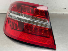 Load image into Gallery viewer, OUTER TAIL LIGHT LAMP E300 E350 E400 E550 E63 10 11 12 13 Left - NW701454
