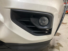 Load image into Gallery viewer, FOG LAMP LIGHT NV3500 Pathfinder Sentra Titan Titan XD 10-20 Bumper Mounted - NW702821
