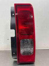 Load image into Gallery viewer, TAIL LIGHT LAMP ASSEMBLY Hummer H3 06 07 08 09 10 Right - NW702809
