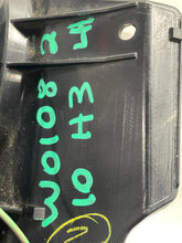 Load image into Gallery viewer, TAIL LIGHT LAMP ASSEMBLY Hummer H3 06 07 08 09 10 Left - NW702810
