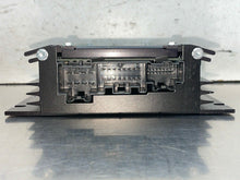 Load image into Gallery viewer, Radio Hummer H3 2010 - NW702426
