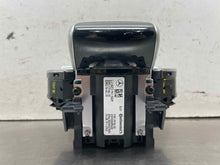 Load image into Gallery viewer, Radio  MERCEDES E-CLASS 2020 - NW703275
