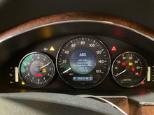 Load image into Gallery viewer, SPEEDOMETER CLUSTER Mercedes-Benz CLS550 CLS63 2007 07 - NW703376
