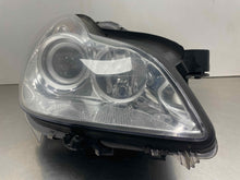 Load image into Gallery viewer, HEADLIGHT LAMP ASSEMBLY CLS500 CLS55 CLS550 CLS63 2006-2010 Right - NW703105
