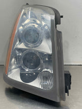Load image into Gallery viewer, HEADLIGHT LAMP ASSEMBLY Cadillac SRX 04 05 06 07 08 09 Right - NW703556
