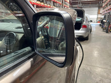 Load image into Gallery viewer, SIDE VIEW DOOR MIRROR Land Rover LR4 10 11 12 13 Right - NW703986
