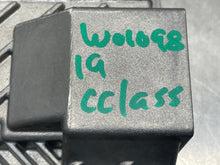 Load image into Gallery viewer, Radio  MERCEDES C-CLASS 2019 - NW704548
