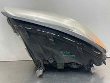 Load image into Gallery viewer, HEADLIGHT LAMP ASSEMBLY Volvo C70 S80 V70 XC70 2007-2013 Right - NW705181
