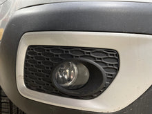 Load image into Gallery viewer, FOG LAMP LIGHT Volvo C70 V70 XC70 2008-2013 Bumper Mounted Right - NW705483
