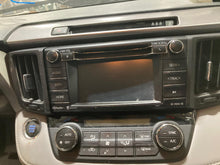 Load image into Gallery viewer, RADIO Toyota Rav4 2016 16 2017 17 2018 18 - NW705766
