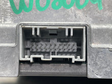 Load image into Gallery viewer, Radio Lincoln MKC 2015 - NW706670
