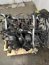 Load image into Gallery viewer, Engine Motor Lincoln MKC 2015 - NW706751
