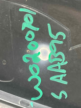 Load image into Gallery viewer, OUTER TAIL LIGHT LAMP Saab 9-5 1999 99 2000 00 2001 01 Right - NW707286
