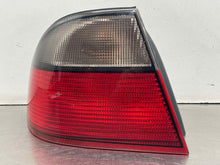 Load image into Gallery viewer, OUTER TAIL LIGHT LAMP Saab 9-5 1999 99 2000 00 2001 01 Left - NW707287
