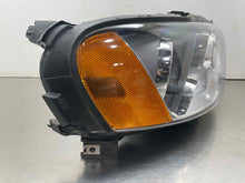 Load image into Gallery viewer, HEADLIGHT LAMP ASSEMBLY Volvo C70 V70 XC70 05 06 07 Right - NW706967
