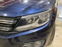 Load image into Gallery viewer, HEADLIGHT LAMP ASSEMBLY Tiguan 12 13 14 15 16 17 18 Right - NW707894
