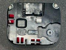 Load image into Gallery viewer, OUTER TAIL LIGHT LAMP Volkswagen Tiguan 12 13 14 15 16 17 Right - NW708194
