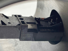 Load image into Gallery viewer, Mass Air Flow Sensor Meter MAF 545i 645ci 745i 745li X5 04-06 - NW4877
