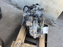 Load image into Gallery viewer, Transmission Chevrolet Equinox 2020 - DG161493
