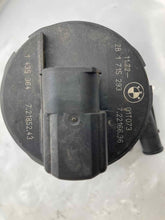 Load image into Gallery viewer, AIR INJECTION PUMP SMOG BMW 325i 328i 330i 323i  1999 99 00 01 02 03 04 05 - NW8045
