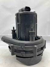 Load image into Gallery viewer, AIR INJECTION PUMP SMOG BMW 325i 328i 330i 323i  1999 99 00 01 02 03 04 05 - NW8045
