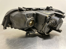 Load image into Gallery viewer, HEADLIGHT LAMP ASSEMBLY BMW X5 00 01 02 03 Right - NW102739
