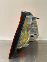 Load image into Gallery viewer, OUTER TAIL LIGHT LAMP 320i 323i 323ic 323is 325ci 325i 328i 99-01 Left - NW180342
