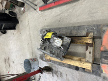 Load image into Gallery viewer, TRANSMISSION Nissan Sentra 2017 17 2018 18 2019 19 - DG163945
