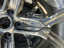 Load image into Gallery viewer, Wheel Rim Kia Stinger 2019 - DG172314
