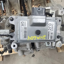 Load image into Gallery viewer, TRANSMISSION Nissan Rogue 14 15 16 17 18 19 20 4X4 VIN J/5/K - DG179119
