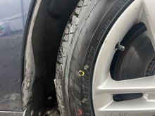 Load image into Gallery viewer, WHEEL RIM S60 V60 14 15 16 17x8 ALLOY - DG184923
