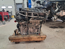 Load image into Gallery viewer, Engine Motor Chrysler Pacifica 2017 - DG183728
