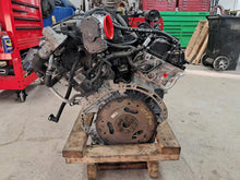 Load image into Gallery viewer, Engine Motor Chrysler Pacifica 2017 - DG183728
