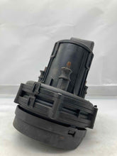 Load image into Gallery viewer, AIR INJECTION PUMP SMOG BMW 325i 328i 330i 323i  1999 99 00 01 02 03 04 05 - NW8009
