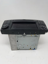 Load image into Gallery viewer, RADIO Mercedes-Benz CLS550 CLS63 2010 10 2011 11 - NW139176
