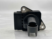 Load image into Gallery viewer, Mass Air Flow Sensor Meter MAF LR2 LR3 Range Rover Range 05-12 - NW5469
