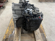 Load image into Gallery viewer, TRANSMISSION Hyundai Elantra 2015 15 2016 16 - DG201894
