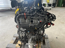 Load image into Gallery viewer, Engine Motor Hyundai Santa Fe 2013 - DG203310
