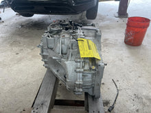 Load image into Gallery viewer, Transmission Hyundai Santa Fe 2013 - DG203313
