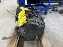Load image into Gallery viewer, Transmission Ford Escape 2016 - DG205444
